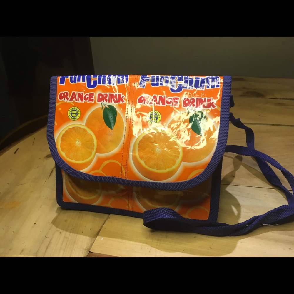 Recycled lil mini purse 👛